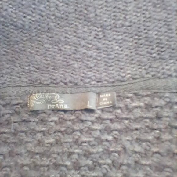 Prana Woman's Sweater - Picture 4 of 6
